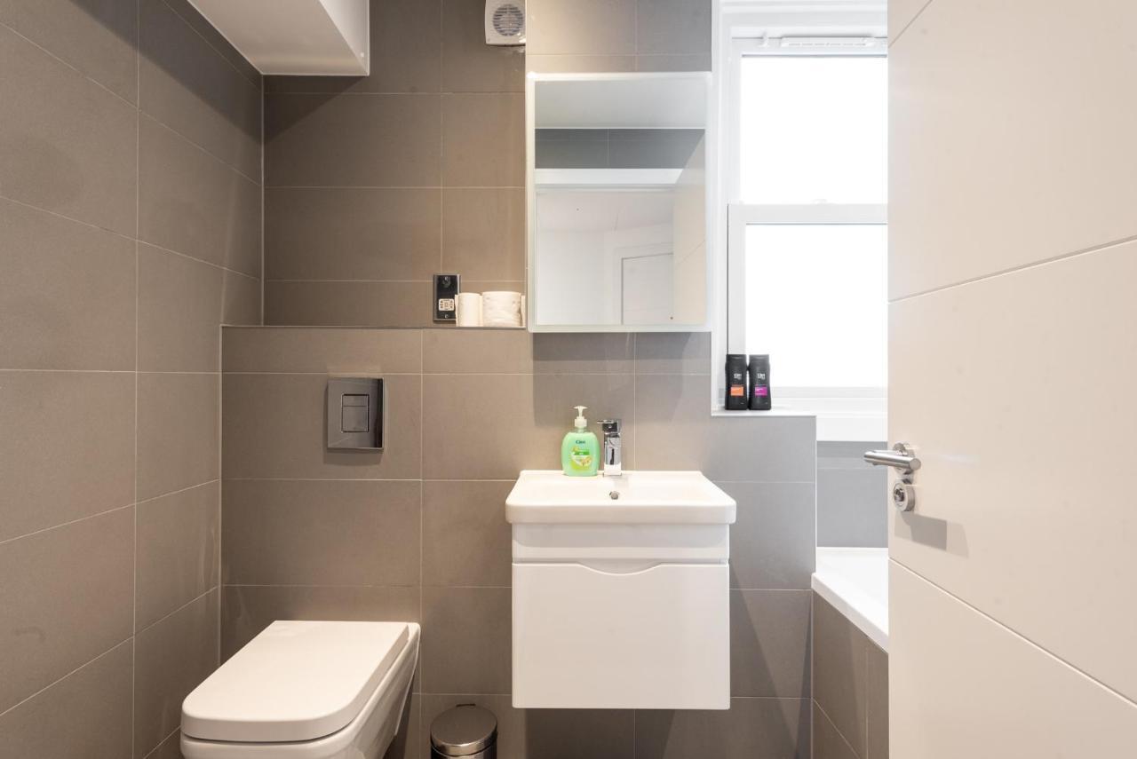 Parkside London Apartment  Bagian luar foto